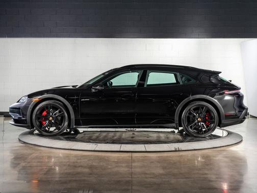 2025 Porsche Taycan 4S