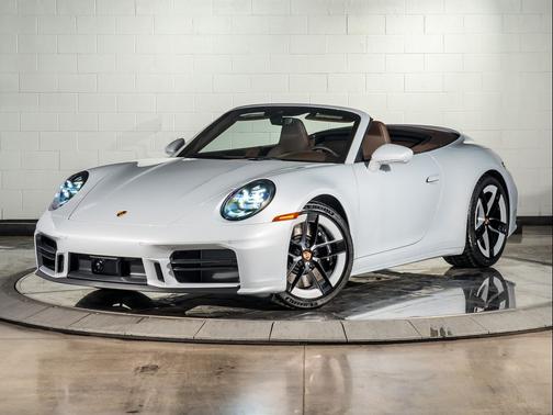 2026 Porsche 911 Carrera 4S Cabriolet