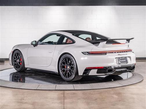 2024 Porsche 911 Carrera 4S