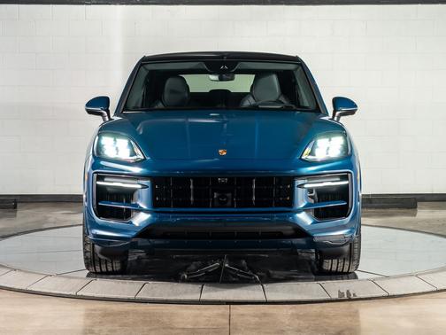 2026 Porsche Cayenne GTS