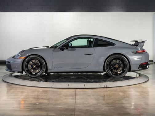 2026 Porsche 911 Carrera GTS