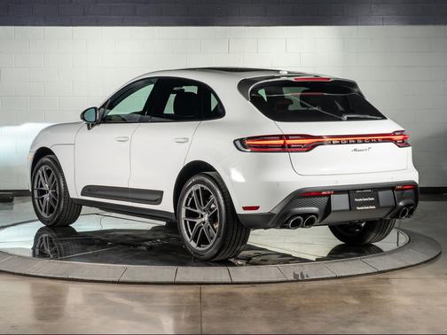 2025 Porsche Macan T