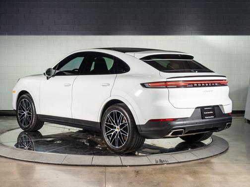 White 2025 Porsche Cayenne Cayenne