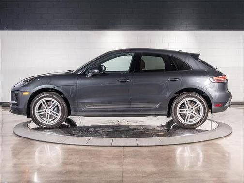 2025 Porsche Macan Base