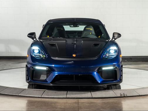 2025 Porsche 718 Cayman GT4 RS