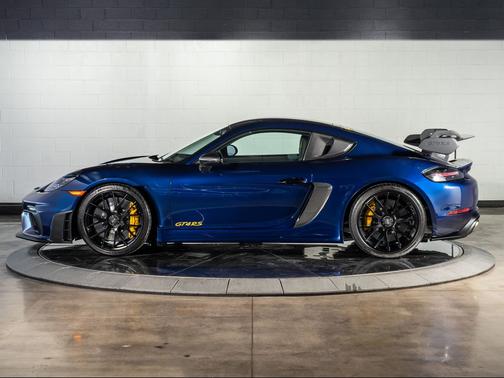 2025 Porsche 718 Cayman GT4 RS