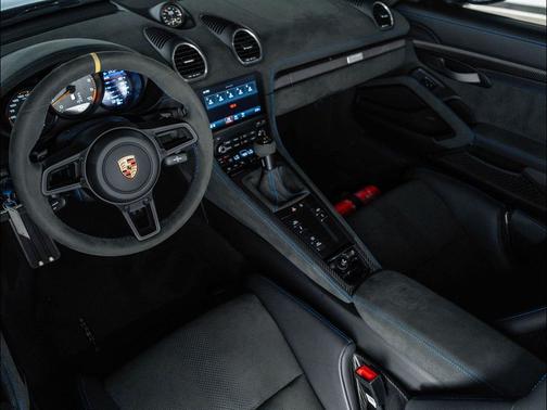 2024 Porsche 718 Spyder RS