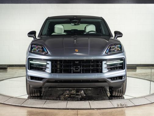 Vanadium Grey Metallic 2026 Porsche Cayenne Cayenne
