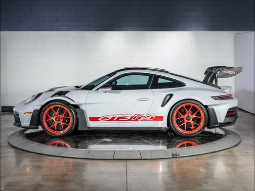 2025 Porsche 911 GT3 RS