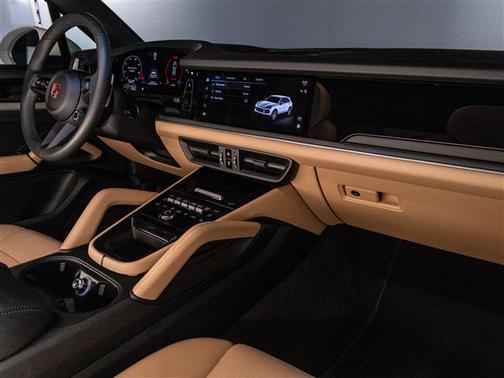 2025 Porsche Cayenne BASE