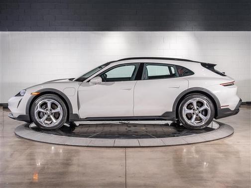 2022 Porsche Taycan 4
