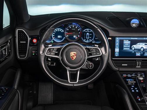 2021 Porsche Cayenne Base