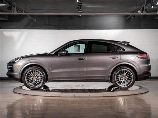 2021 Porsche Cayenne Base