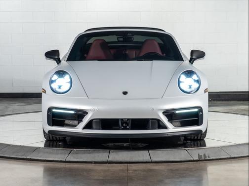 2024 Porsche 911 Targa 4 GTS