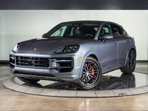Vanadium Grey Metallic 2026 Porsche Cayenne GTS