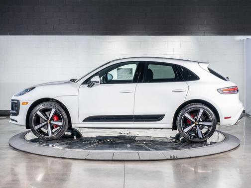 2025 Porsche Macan S