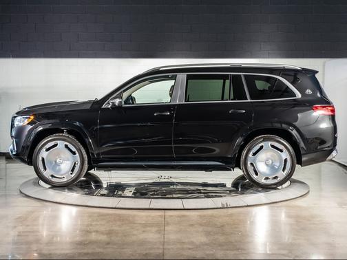 2025 Mercedes-Benz Maybach GLS 600 4MATIC
