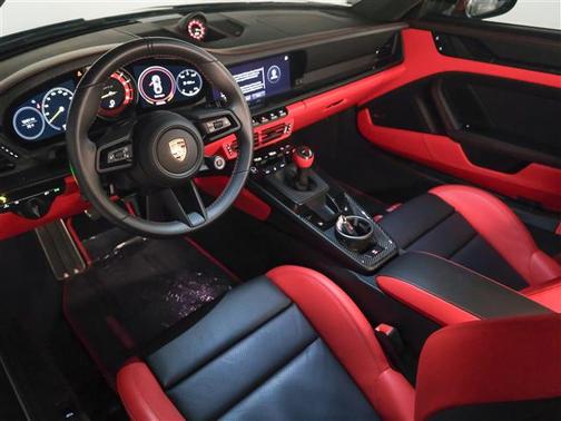 2023 Porsche 911 GT3 w/Touring Package