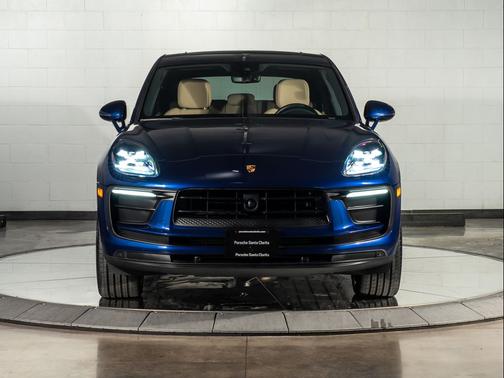 2024 Porsche Macan Base