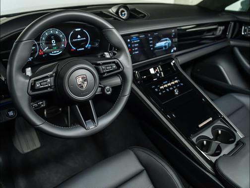 2026 Porsche Panamera Turbo E-Hybrid