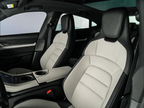 2025 Porsche Taycan BASE