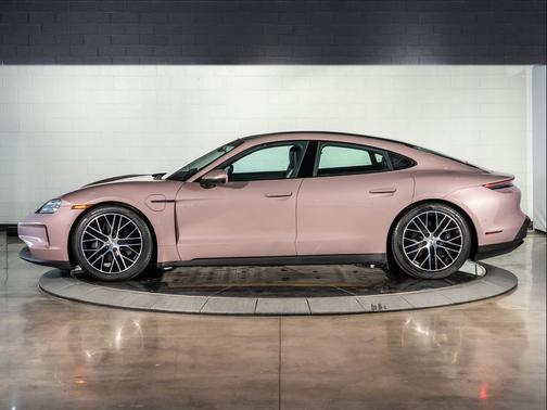 2025 Porsche Taycan BASE