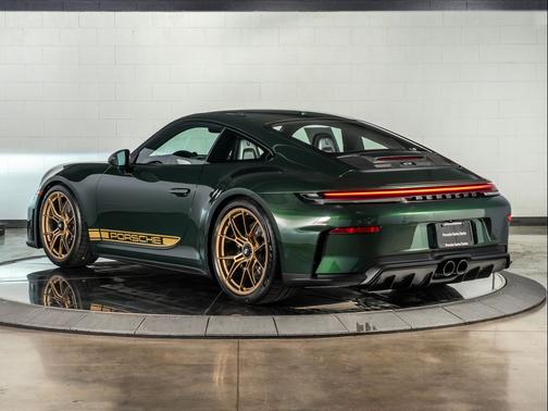 OAK GREEN 2026 Porsche 911 GT3 w/Touring Package