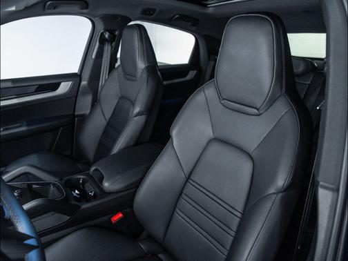 2025 Porsche Cayenne Cayenne