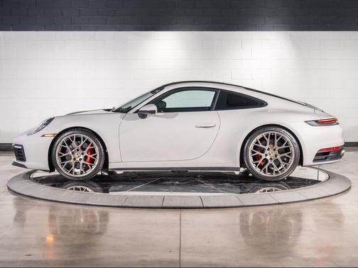 2023 Porsche 911 Carrera 4S