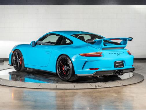 Miami Blue 2018 Porsche 911 GT3