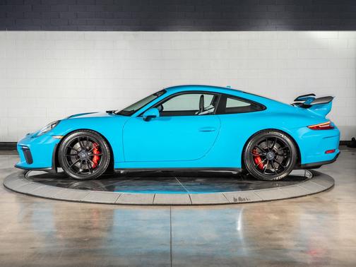 Miami Blue 2018 Porsche 911 GT3