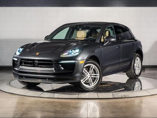 Volcano Grey Metallic 2026 Porsche Macan Macan