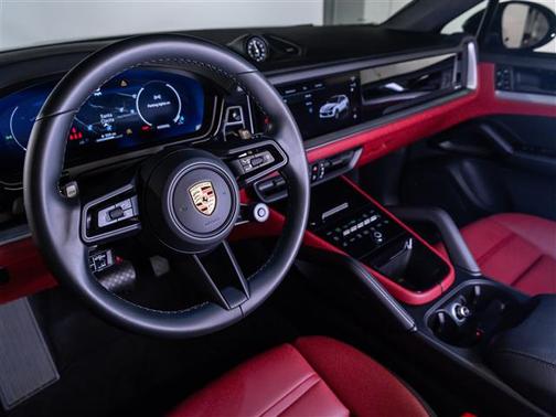 2024 Porsche Cayenne Coupe