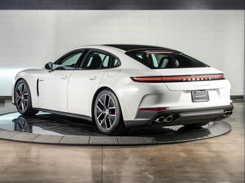 2026 Porsche Panamera 4S E-Hybrid