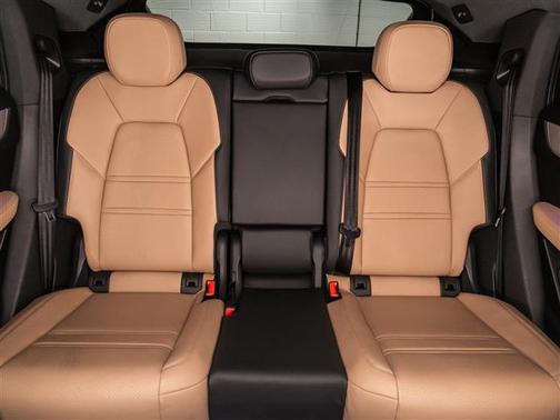 2025 Porsche Cayenne Base