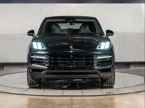 Chromite Black Metallic 2026 Porsche Cayenne Cayenne E-Hybrid