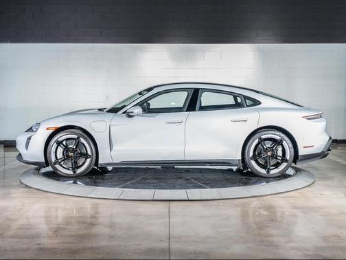 2023 Porsche Taycan GTS
