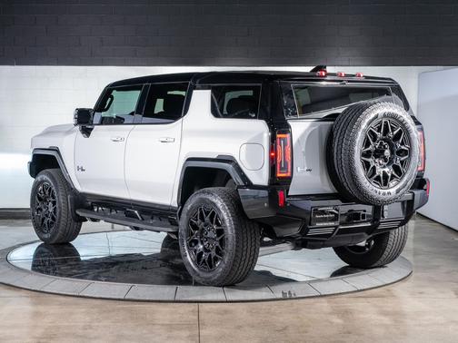 2025 GMC HUMMER EV SUV 2X