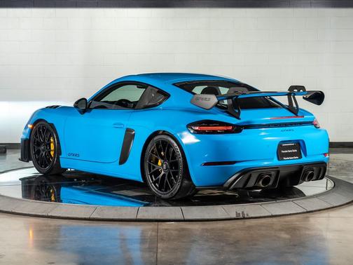 2023 Porsche 718 Cayman GT4 RS