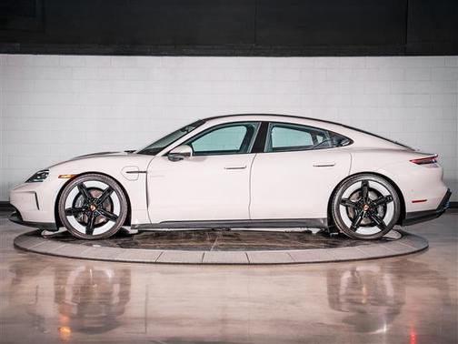 2025 Porsche Taycan Base