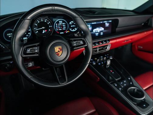 Whie 2020 Porsche 911 911 Carrera S