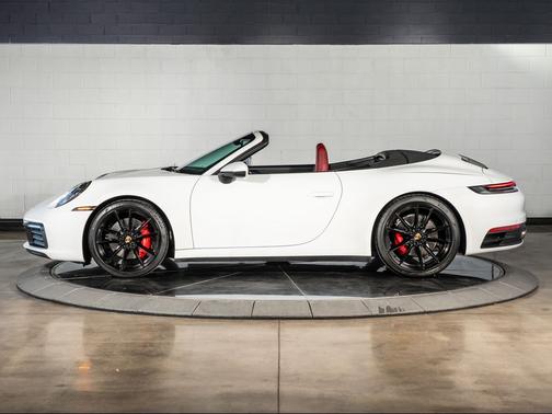 Whie 2020 Porsche 911 911 Carrera S