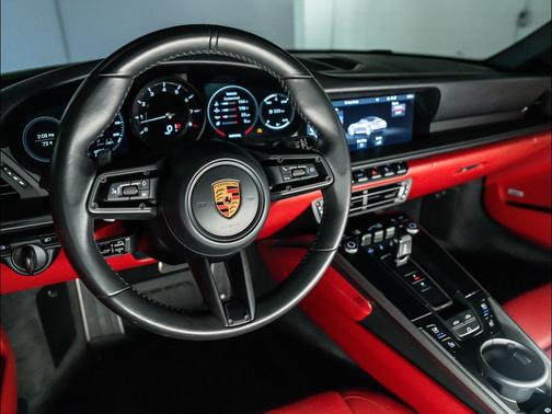 Whie 2020 Porsche 911 911 Carrera S