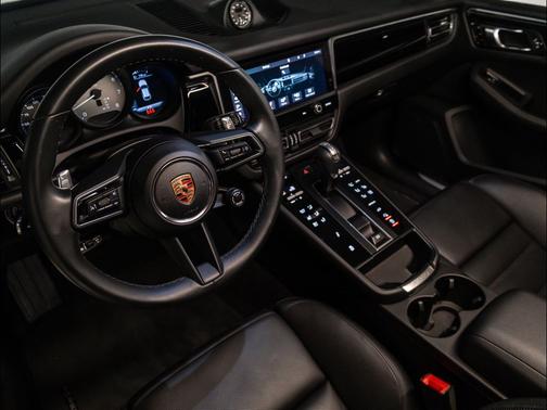 2024 Porsche Macan S