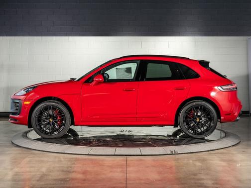 2026 Porsche Macan GTS