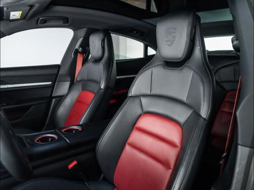 2023 Porsche Taycan Base