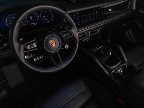 2024 Porsche Cayenne S