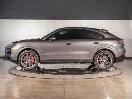 2024 Porsche Cayenne S