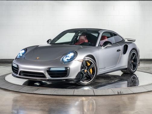 2017 Porsche 911 Turbo S