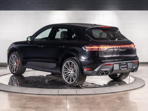 2025 Porsche Macan S